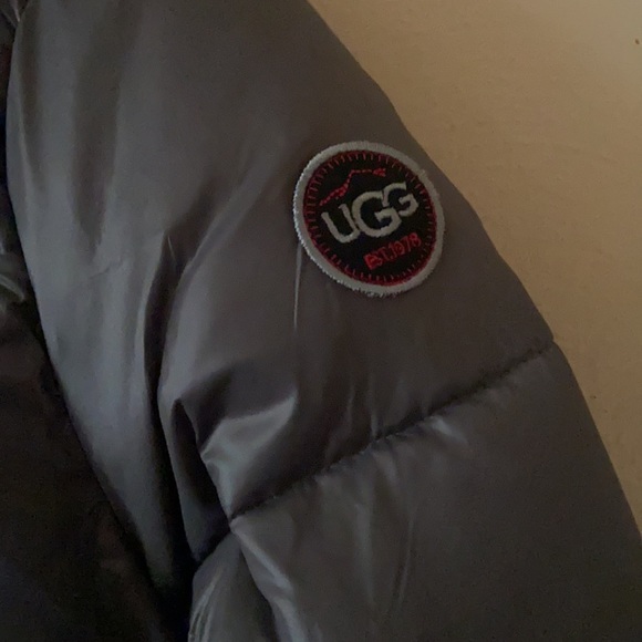 Ugg puffer coat - Picture 5 of 16